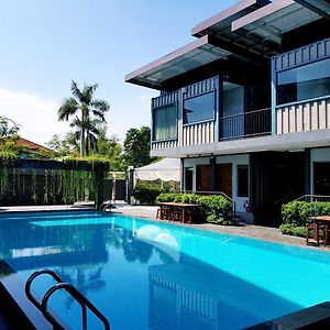 Kluang Container Swimming Pool Hotel